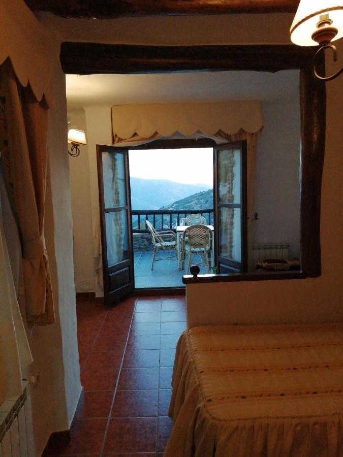 Hostal Ruta De Las Nieves Capileira Luaran gambar