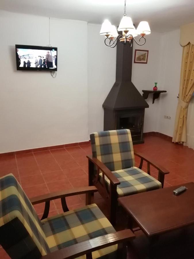 Hostal Ruta De Las Nieves Capileira Luaran gambar