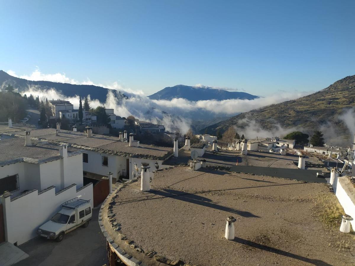 Hostal Ruta De Las Nieves Capileira Luaran gambar
