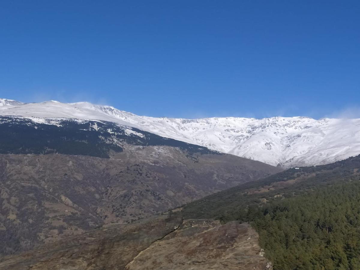 Hostal Ruta De Las Nieves Capileira Luaran gambar