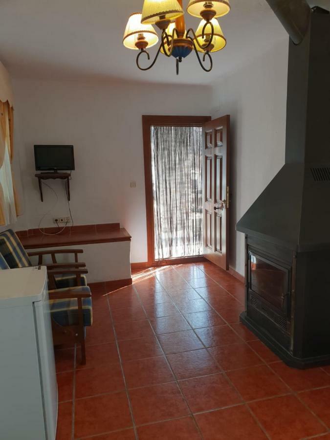 Hostal Ruta De Las Nieves Capileira Luaran gambar