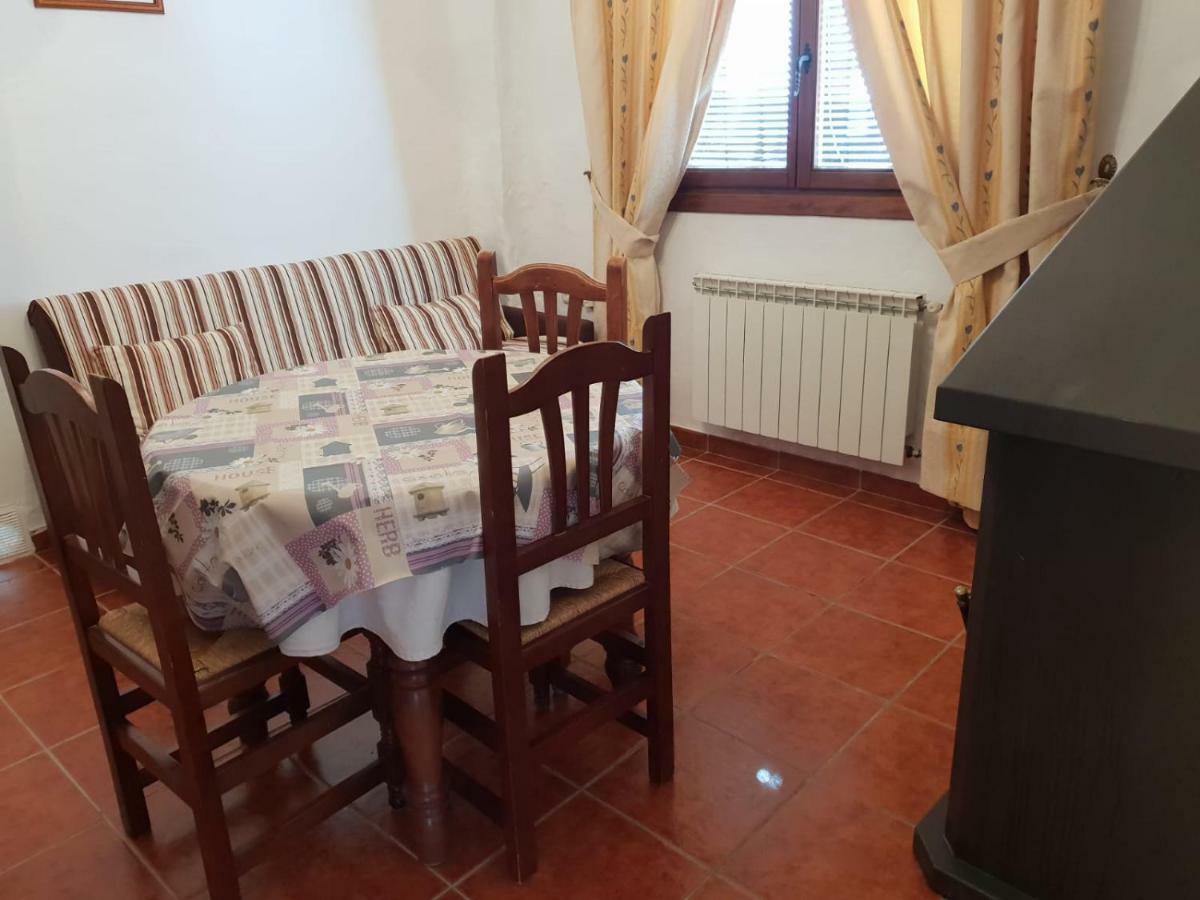 Hostal Ruta De Las Nieves Capileira Luaran gambar