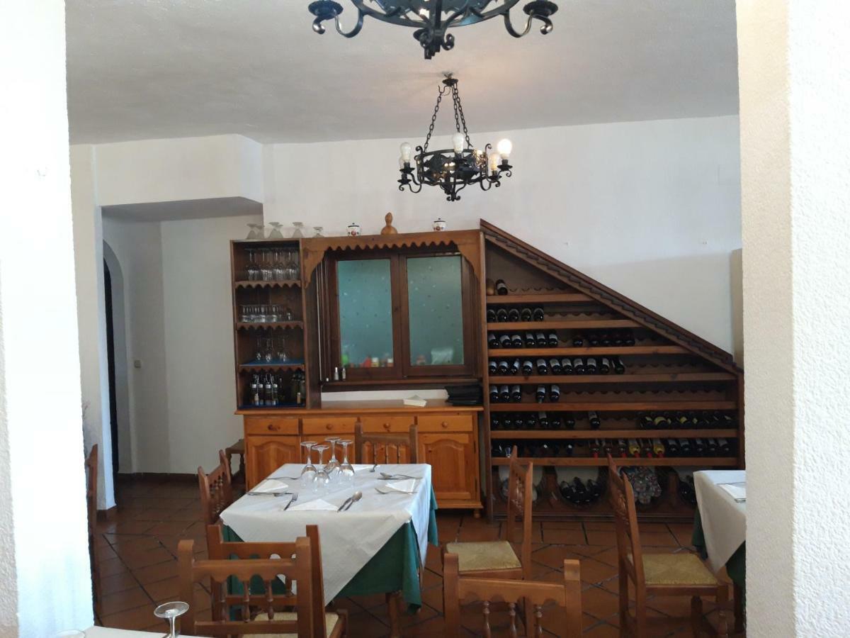 Hostal Ruta De Las Nieves Capileira Luaran gambar