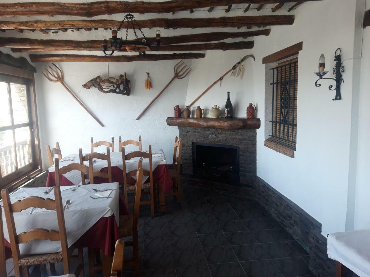 Hostal Ruta De Las Nieves Capileira Luaran gambar