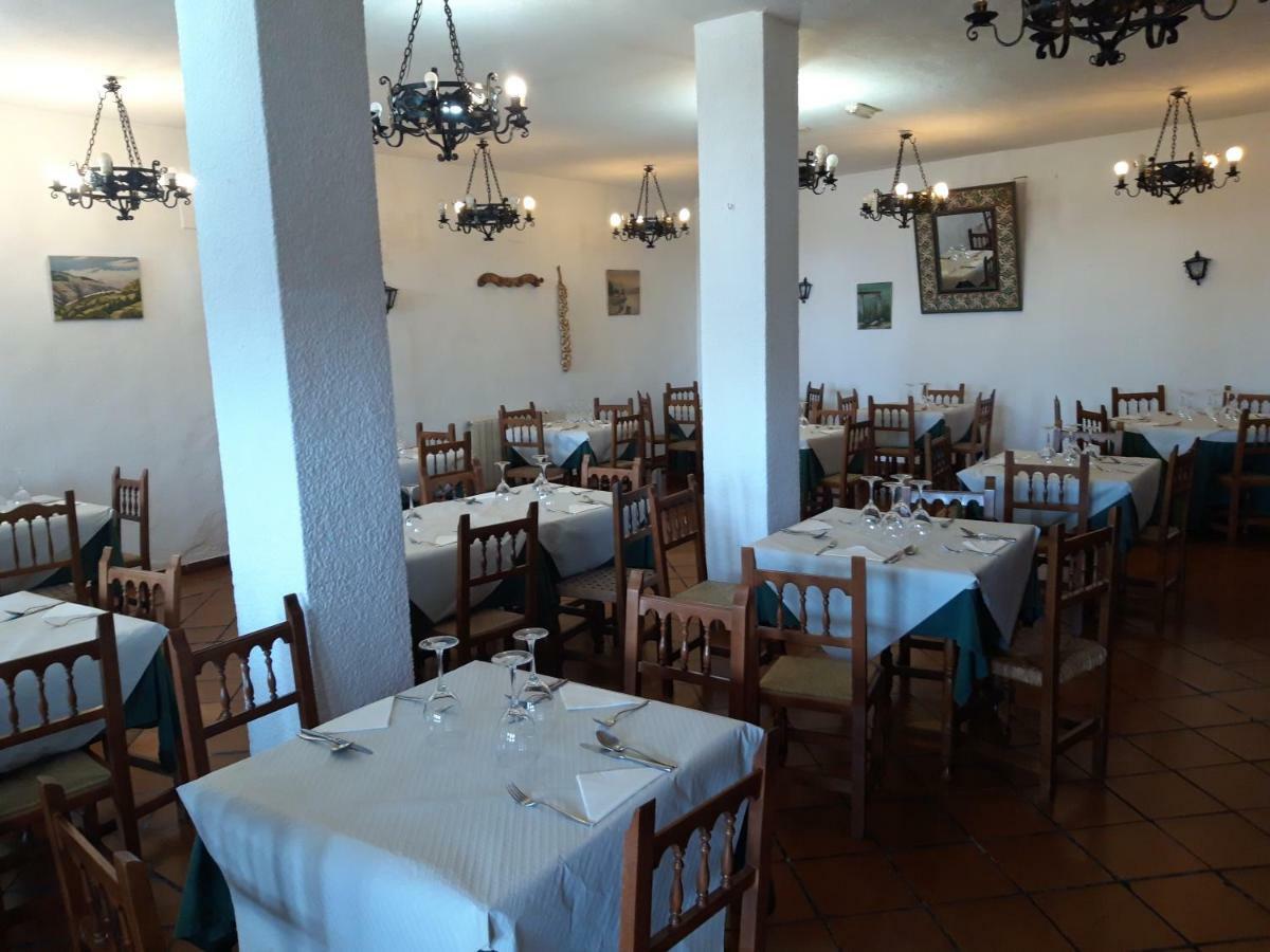 Hostal Ruta De Las Nieves Capileira Luaran gambar